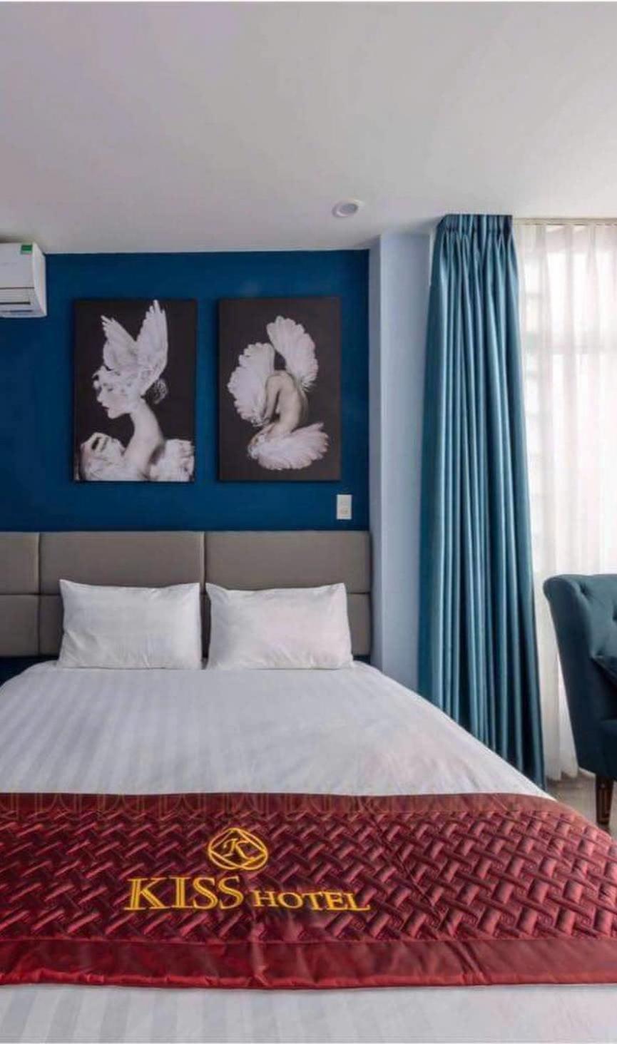 Kis Hotel *